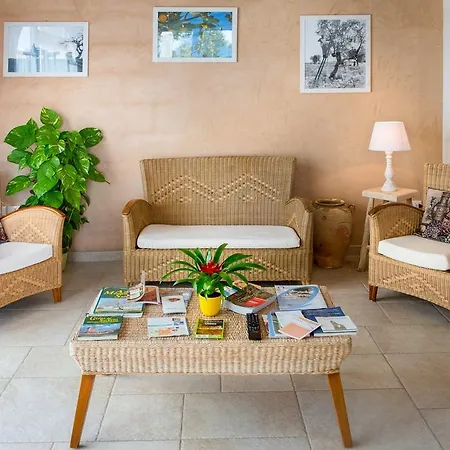 Relais Tenuta Campi * 마르타노