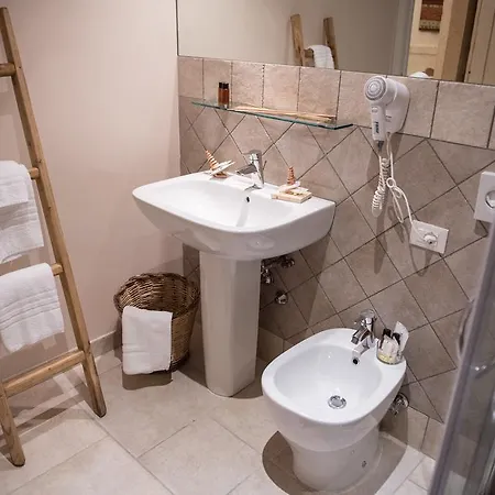 Relais Tenuta Campi 팜스테이 마르타노