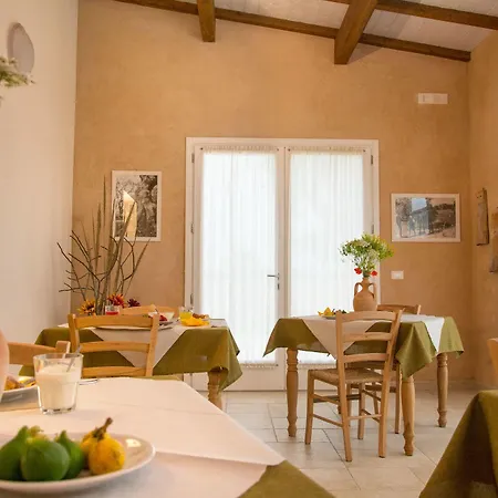 Agroturismo Relais Tenuta Campi *